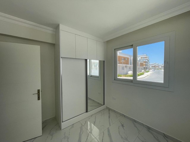 Flat For Sale in Long Beach, Iskele