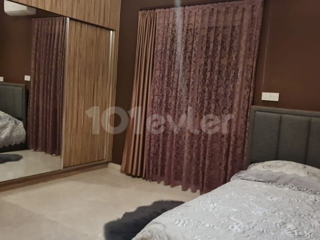 Kiralık Günlük Villa 4+1