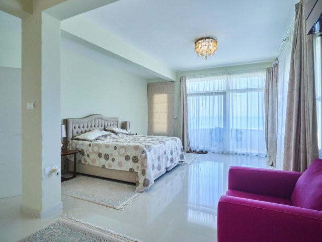 Fully furnished 4+1 Villa with a gorgeous view!