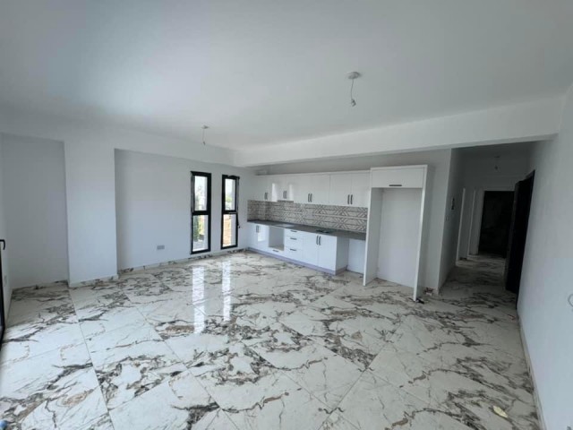 آپارتمان جدید 2+1 و 1+1 برای فروش در منطقه YENİBOĞAZİÇİ