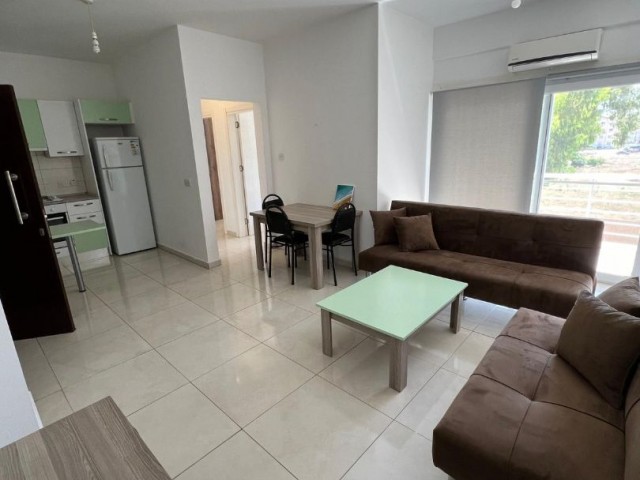 FAMAGUSTA CENTER 2+1 FURNISHED CLEAN FLAT FOR RENT WALKİNG DİSTANCE TO EMU