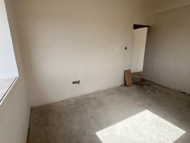  GAZİMAGUSA TUZLA 2+1 DAİRE 6 AY SONRA TESLİM