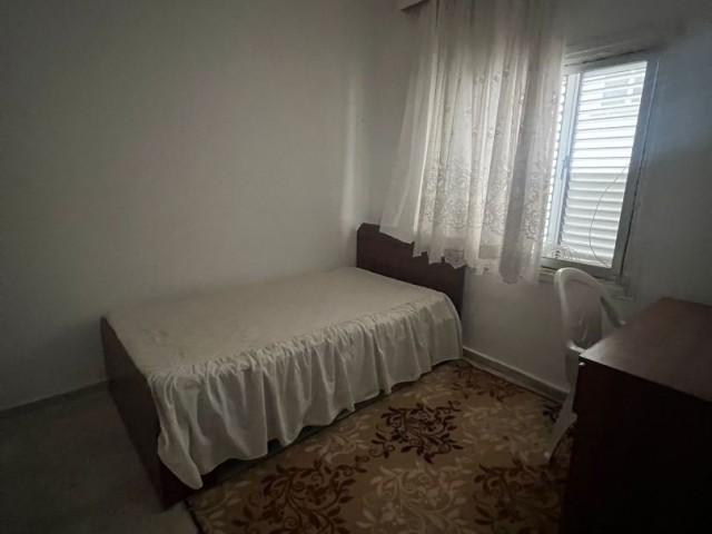 GAZİMAĞUSA DAÜ YANI KİRALIK EŞYALI 3+1 DAİRE