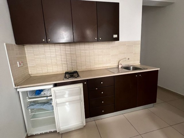 AFFORDABLE FLAT FOR 2 PEOPLE IN THE RIGHT CENTER OF FAMAGUSTA, 4 MONTHS IN ADVANCE