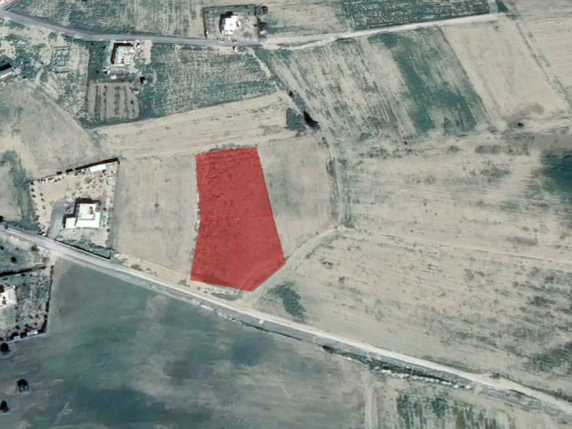 MESARYA REGION ULUKIŞLA VILLAGE  RESİDENTİAL ZONED PLOT, 2 DECLARES 1 EVLEK INFRASTRUCTURE READY 3 KOÇAN 2.29 DECLARES