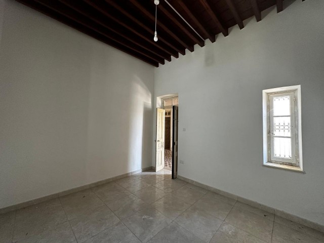 4+1 Detached House Requiring Renovation in Kyrenia Center