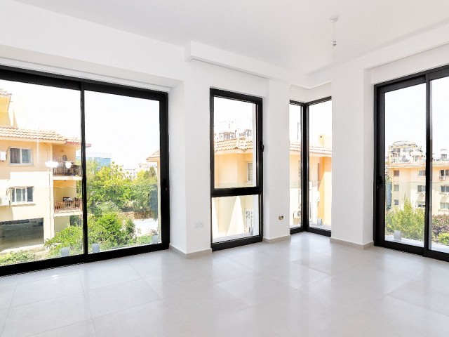 2+1 flat for sale in Kyrenia center