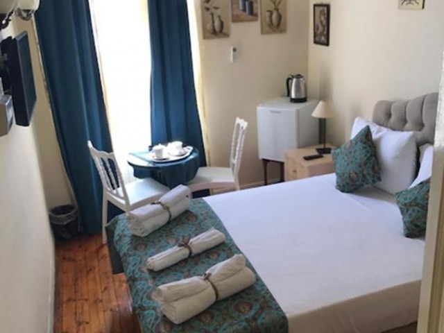 HISTORISCHE RESIDENZ MIT BOUTIQUE-HOTELSERVICE IM ANTIKEN HAFEN VON KYRENIA ** 