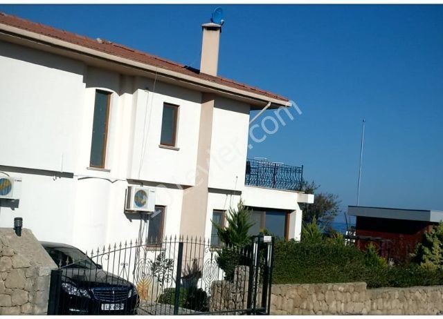 Our villa with a view of 4 + 1 on the Main Road in Çatalköy is for sale ** 