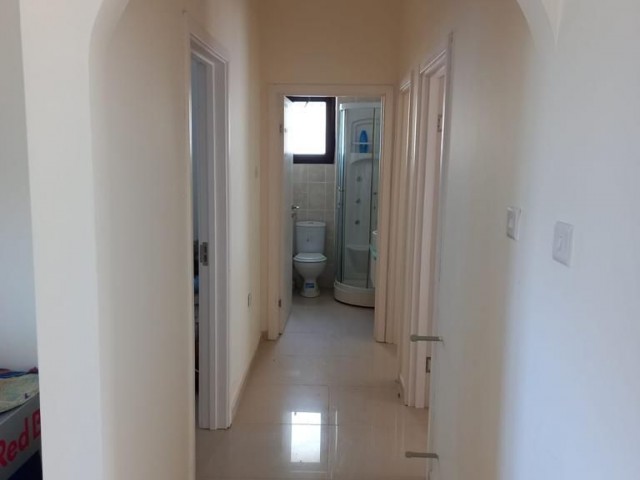 3 + 1 Apartment for sale in a very beautiful site in Esentepede ** 