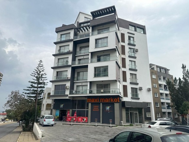 2+1-Wohnung mit hohen Mieteinnahmen steht im Zentrum von Kyrenia zum Verkauf