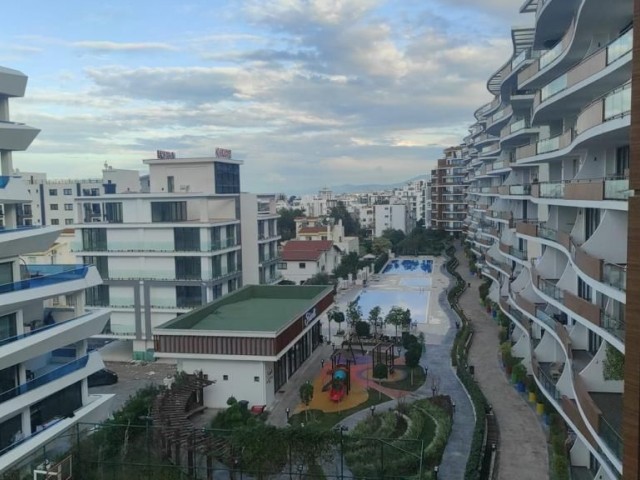 2+1 Residenz Apartment mit herrlichem Blick in Kyrenia Zentrum 