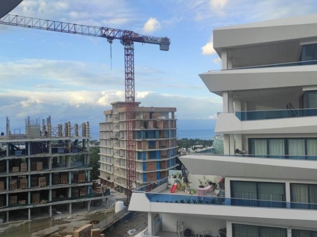 2+1 Residenz Apartment mit herrlichem Blick in Kyrenia Zentrum 