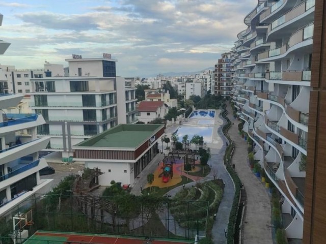 2+1 Residenz Apartment mit herrlichem Blick in Kyrenia Zentrum 