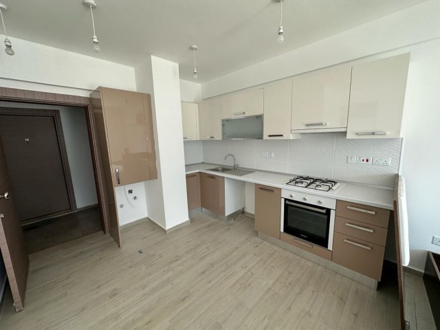 Girne Merkez'de Muhteşem Manzaralı, 2+1 penthouse Daire