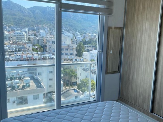 1+1 Wohnung zu verkaufen in Kyrenia Zentrum mit herrlichem Blick und hohen Mieteinnahmen