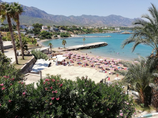 Girne Karaoğlanoğlunda Deniz Kenarında, Hotel Konsepti, Full eşyalı satılık  1+1 daire