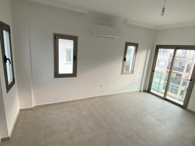 OPPORTUNITY APARTMENT WITH HIGH RENTAL INCOME IN THE CENTER OF GUINEA