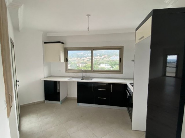 GİRNE MERKEZDE 2+1  DUBLEX PENTHOUSE..