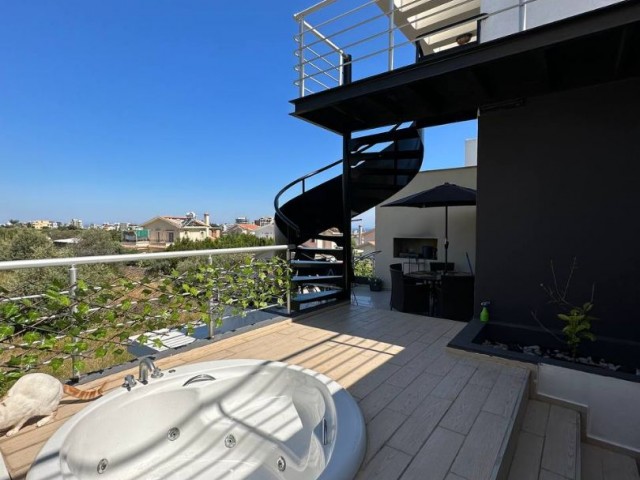 2+1 PENTHOUSE-WOHNUNG IN DOĞANKOY