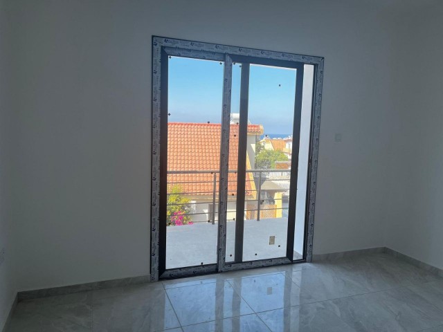 Neu fertiggestellte 3+1-Villa mit privatem Pool in Karşıyaka