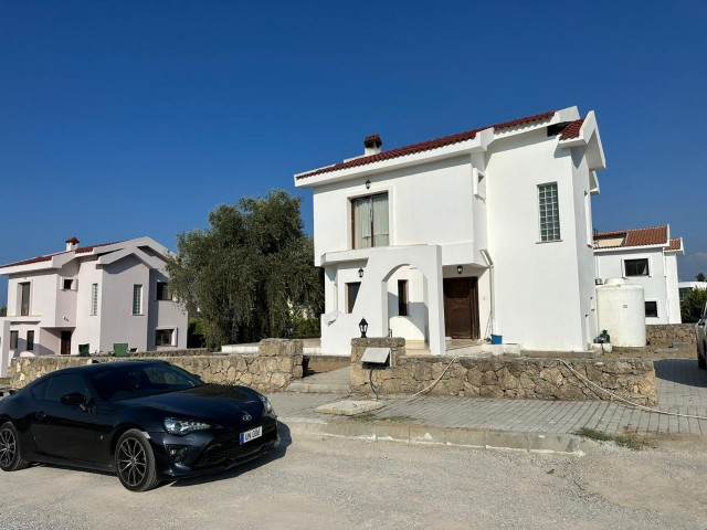 3+1 VILLA ZU VERMIETEN AM EINGANG VON GIRNE DOĞANKÖY