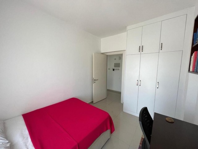 3+1 FLAT WITH HIGH RENTAL INCOME IN KYRENIA CENTER