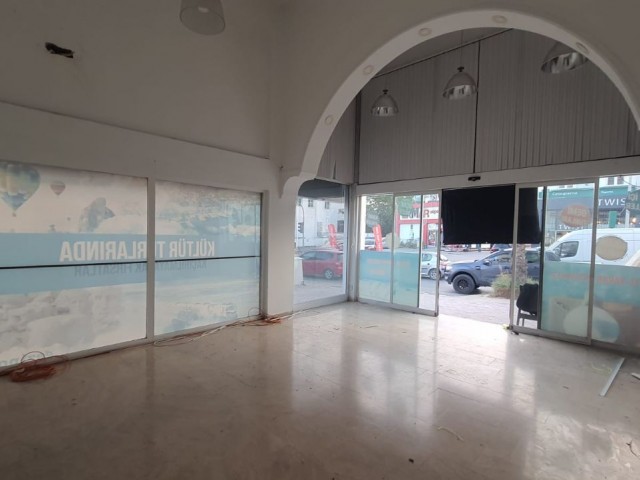 Shop for rent in Kyrenia Center