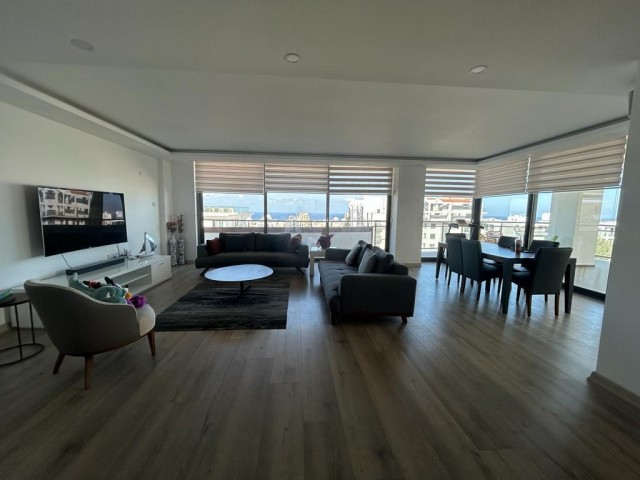 3+1 FLAT FOR SALE IN KYRENIA ELEGANCE SITE WITH CITY AND SEA VIEW