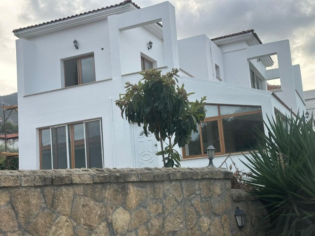 4+1 villa for rent with shared pool in Ozanköy