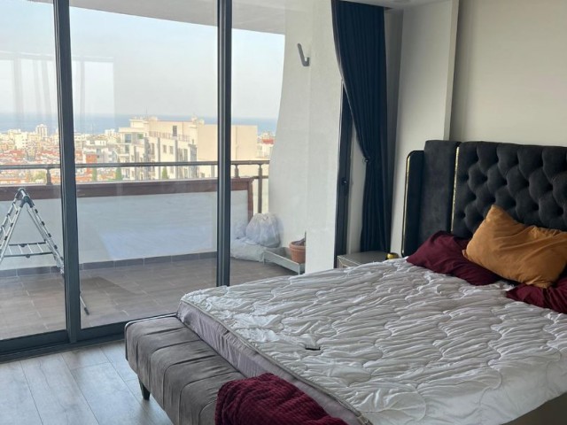 3+1 WOHNUNG ZUM VERKAUF MIT EINZIGARTIGER AUSSICHT IN KYRENIA ELEGANCE SITE