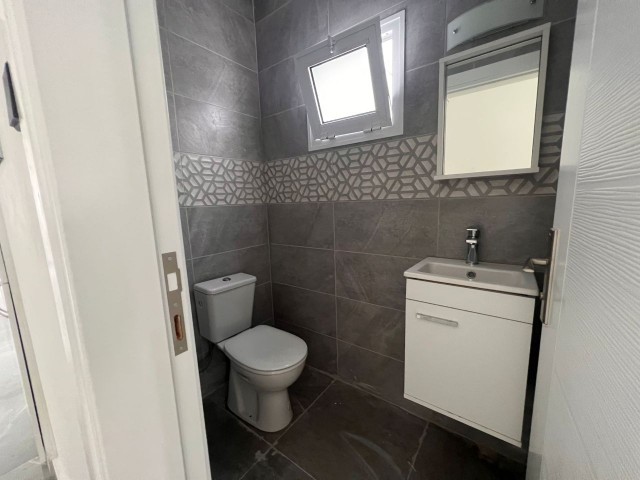 3+1 FLAT FOR SALE IN KYRENIA NUSMAR MARKET AREA