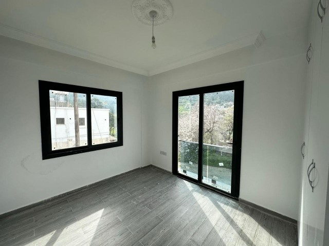 GİRNE ALSANCAK 3+1 FLAT FOR SALE WITH ALL EXPENSES PAID