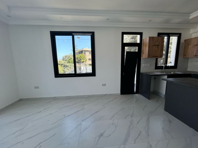 2+1 unfurnished flat for rent in Kyrenia Alsancak region