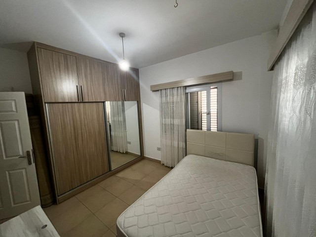 3+1 flat in a central location in Yenikent