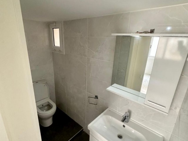 3+1 flat for rent in a central location in Kızılbaş