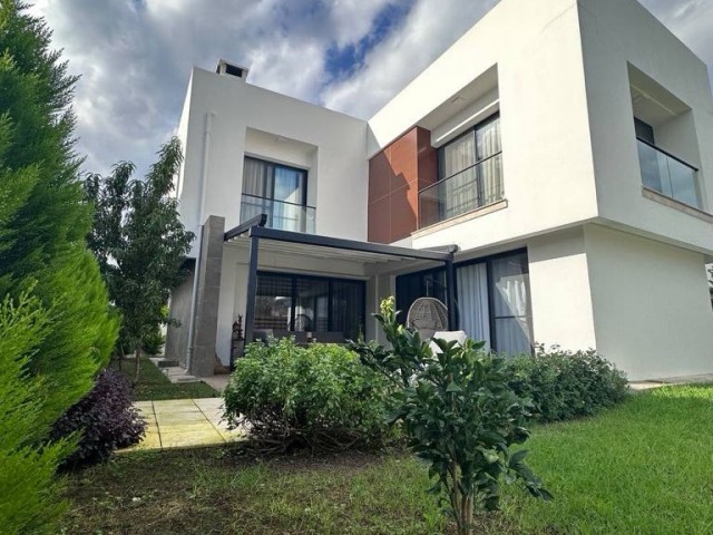 Villa For Sale in Çatalköy, Kyrenia