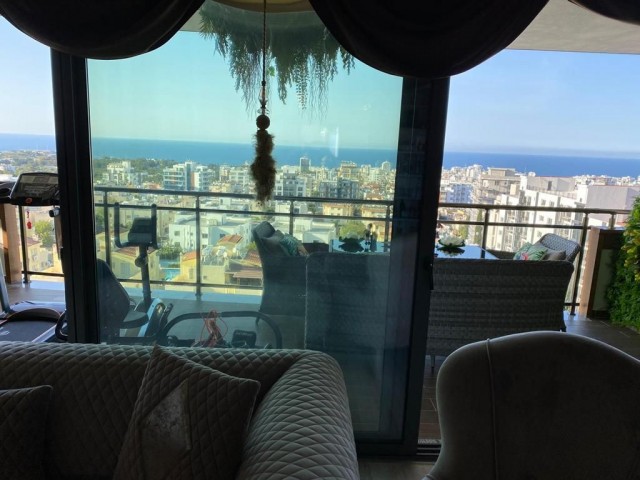 Fully furnished 3+1 penthouse for rent in Kyrenia center