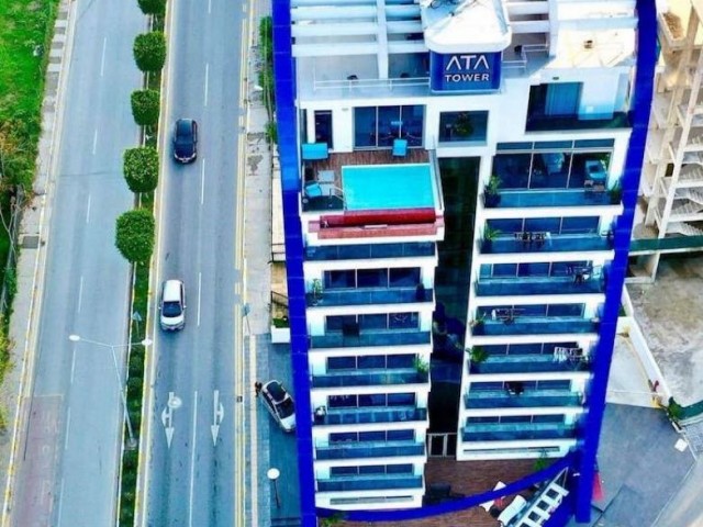 GİRNE’NİN KALBİNDE ÖZEL HAVUZLU PENTHOUSE 