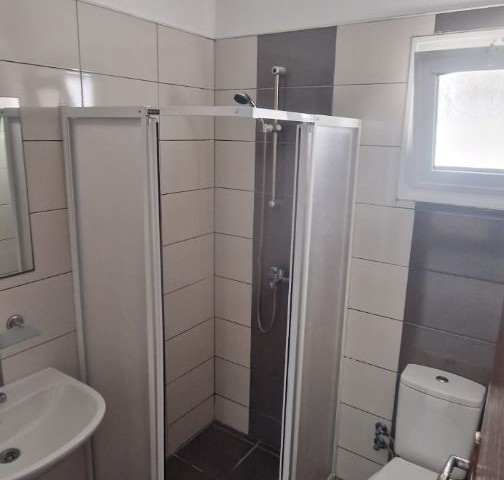 2+1 flat for rent in Gönyeli center