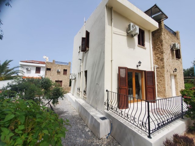 Fully furnished 3+1 villa with pool for rent in Çatalköy