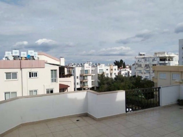 3+1 Penthouse flat for sale in Kyrenia Center