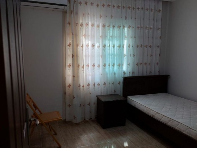 Flat To Rent in Türk Mahallesi, Kyrenia