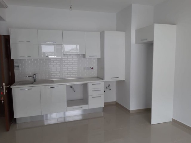 Gazimağusa Salamis Caddesi Satılık 1+1 Daire