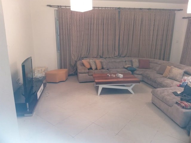 Gazimağusa Alasya Park Sitesi Satılık 3+1 Daire