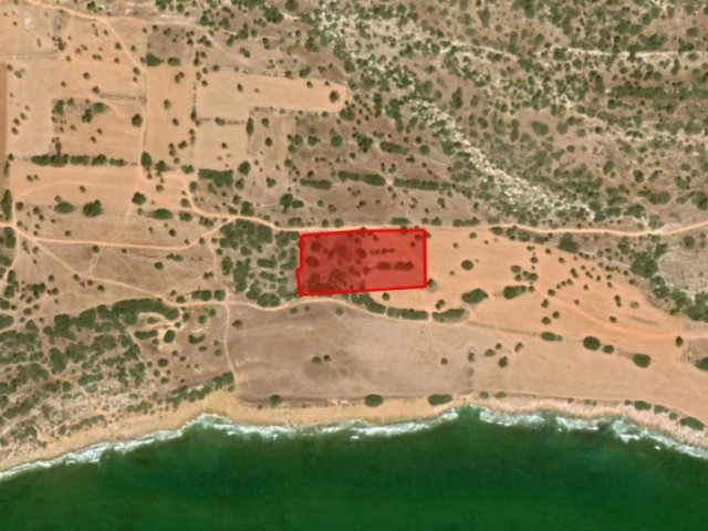 Land for Sale on the Seafront of Iskele Derince ** 