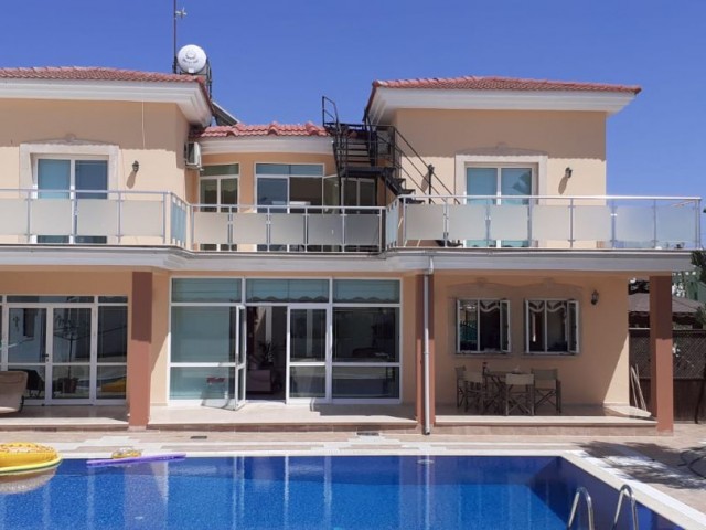 İSKELE ERGAZİ 4+2 VILLA FOR SALE