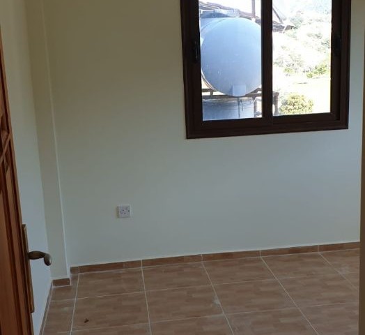 3+1 Duplex Haus zu verkaufen in Famagusta Tatlısu