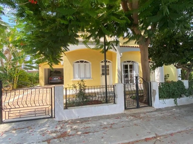 4+2 Villa zu verkaufen in Famagusta Gulseren