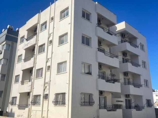 Komplettes Gebäude zum Verkauf in Famagusta, Kaliland